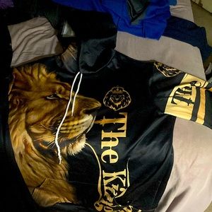 New King jumpsuit hoodie and pants to match